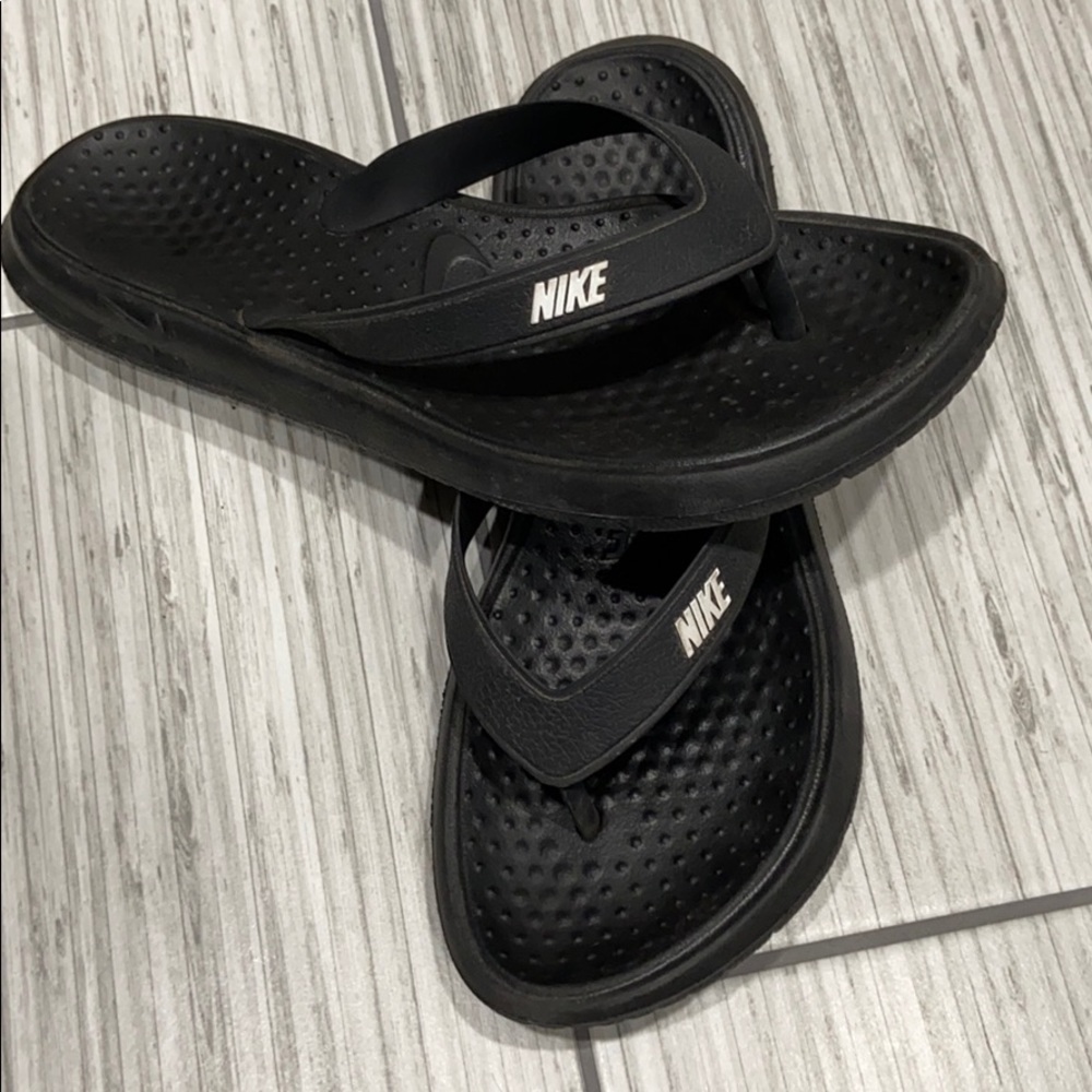 Nike Flip Flops